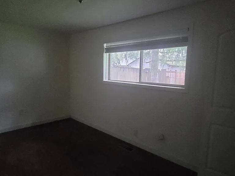 8615 John Dower Rd SW — Photo 17