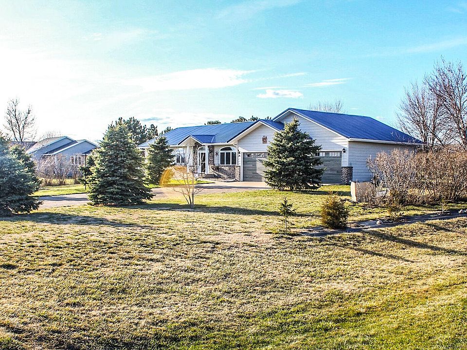 28884 Puckett St, Pierre, SD 57501 Zillow
