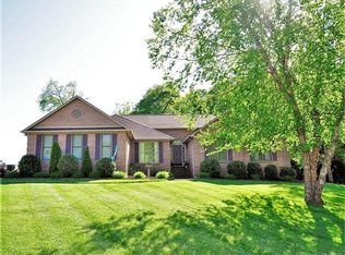 6313 River Front Dr, Harrisburg, NC 28075
