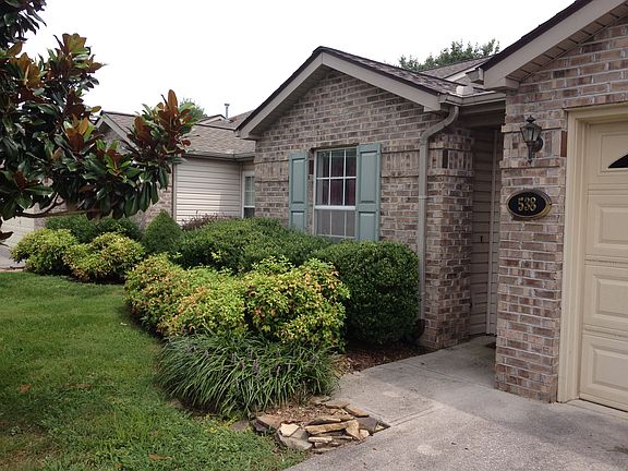 Entry landscaping