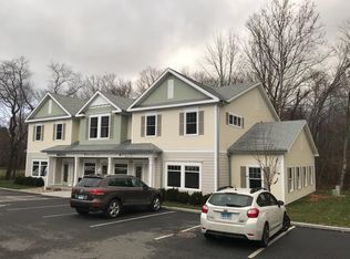 32 Poverty Rd APT 2, Southbury, CT 06488