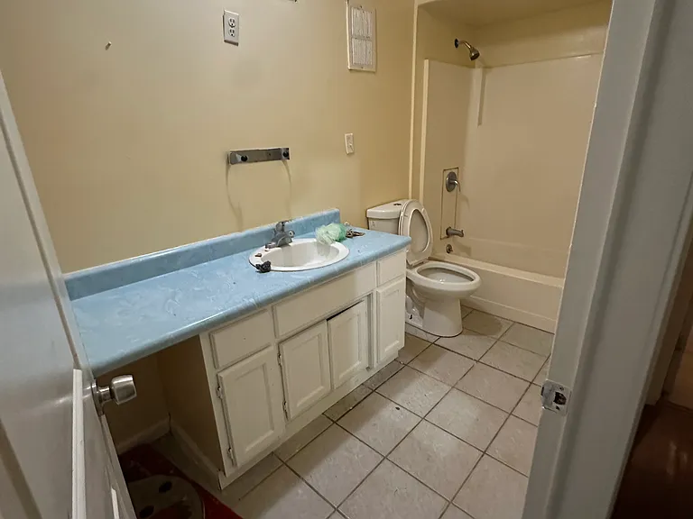 2221 Silver Maple Ct — Photo 5
