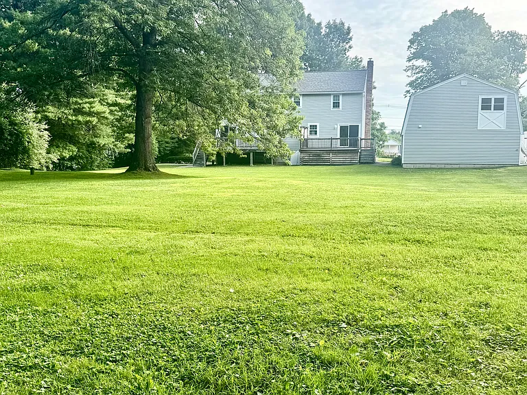 121 Brady Ave #B — Photo 4