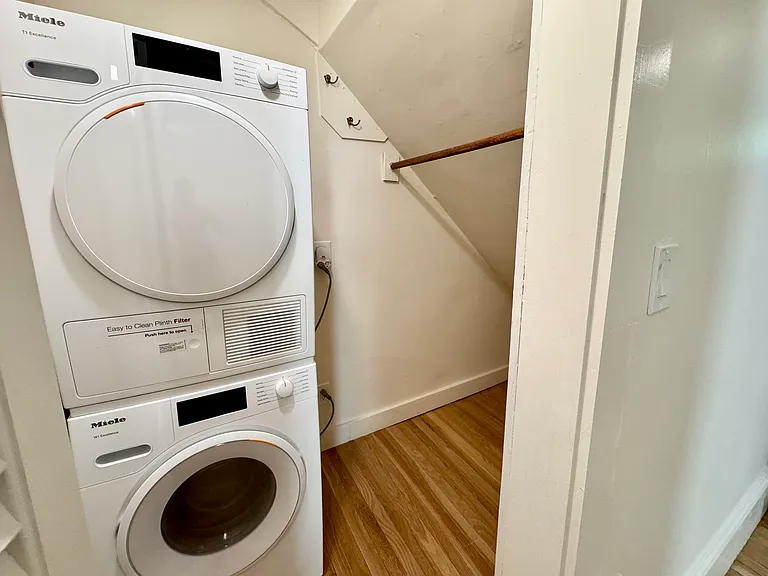 128 Pearl St #126 — Photo 10