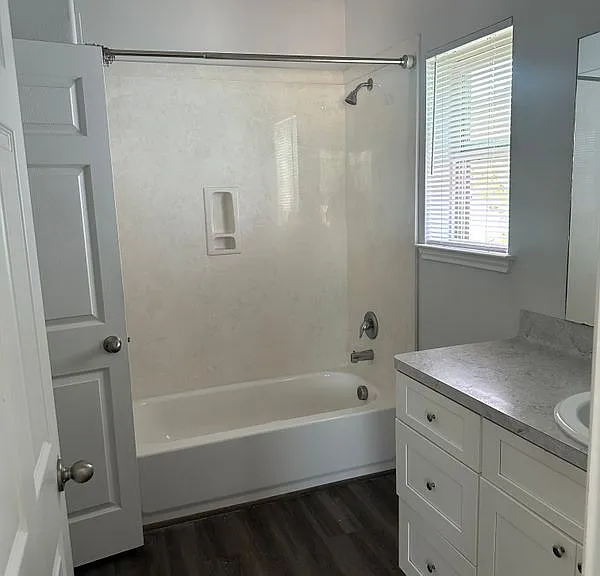 8718 Scott St #B — Photo 12