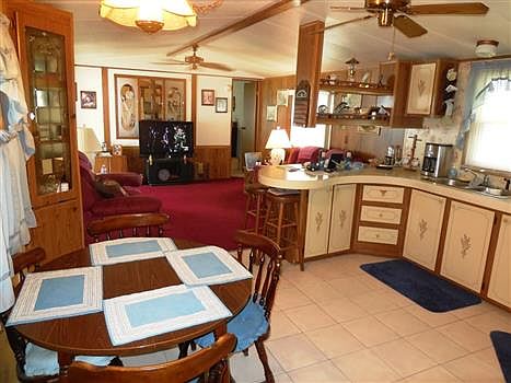 5th image of 230 Starboard Dr #B