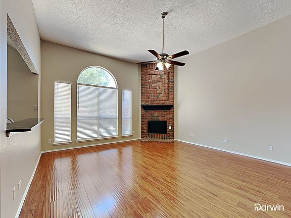 3rd image of 2407 Brookchase Dr
