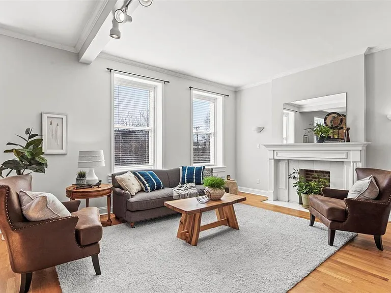 3323 Halliday Ave — Photo 31