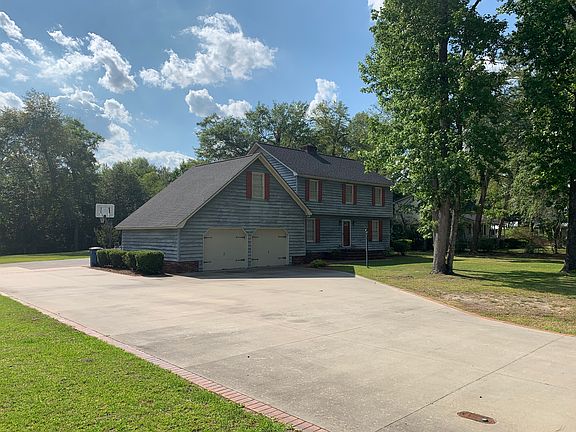 2nd image of 1105 Woodland Dr