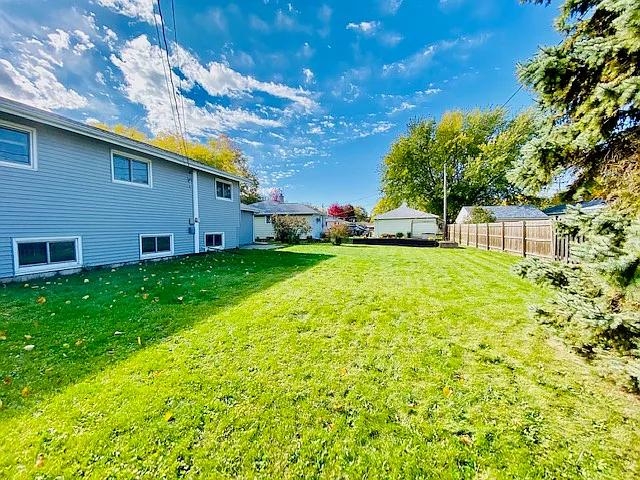 630 Haylett St — Photo 16