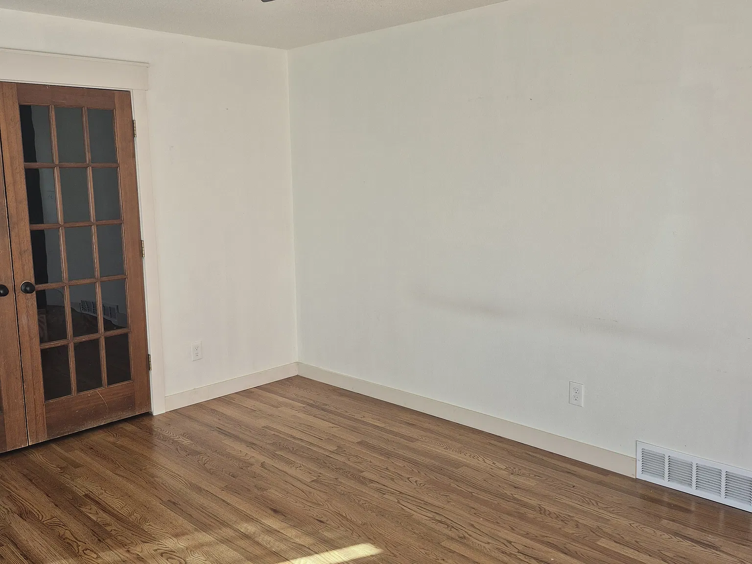 4 bed, 2562 sqft, $2,450 — Photo 4