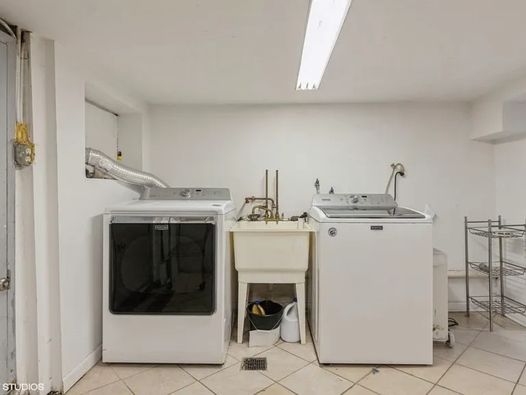 1840 W Huron St #2 — Photo 19