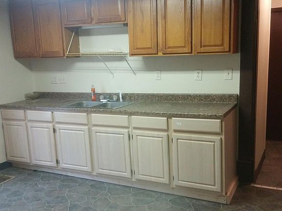 Large eat-in kitchen