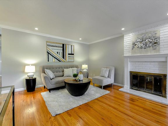 5th image of 749 Durshire Way