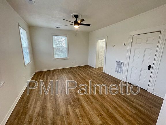 4th image of 105 W High St Unit 3