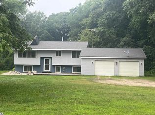 2756 S Gilmore Rd, Mount Pleasant, MI 48858