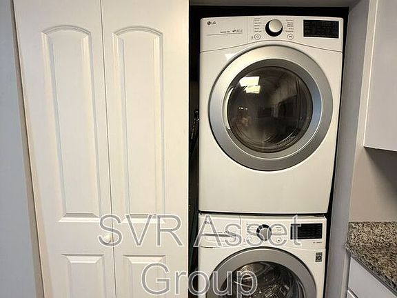 5th image of 1033 Sea Hawk Dr