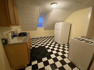 39 Harrison St #3, Providence, RI 02909