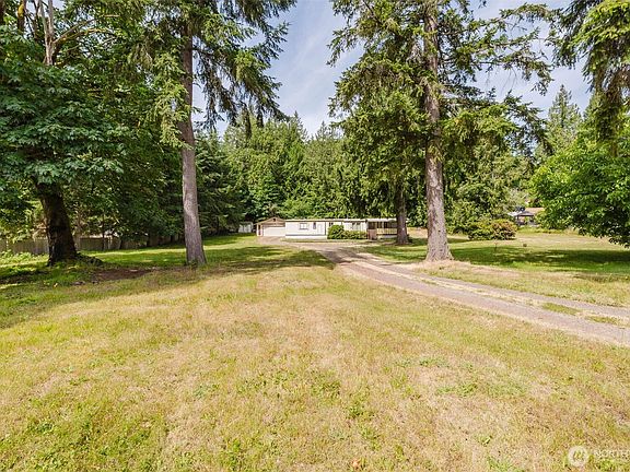 2nd image of 11435 Ogle Road NE