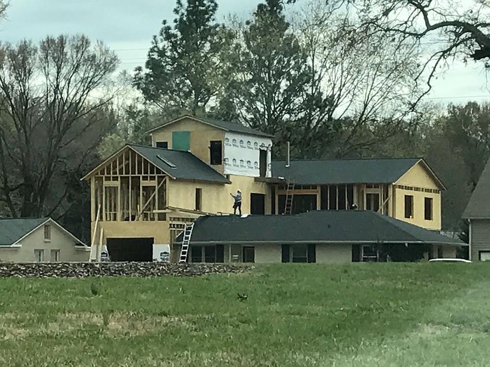2nd image of 2116 Tyvola Rd