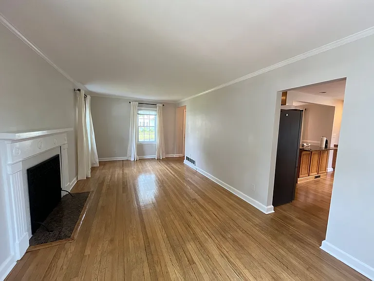 65 Buell St — Photo 16