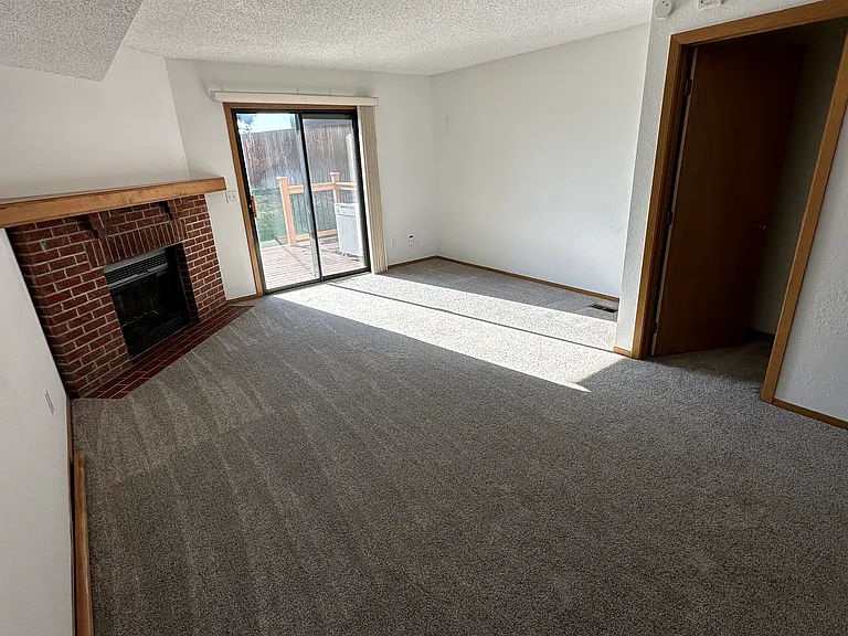 5507-5509 Fiesta Ln #5511 — Photo 6