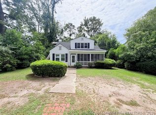 229 S Windsor Dr, Fayetteville, NC 28301