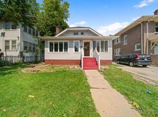 326 Hull Ct, Waukegan, IL 60085