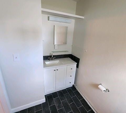 5th image of 10436 106th Ave Unit 4