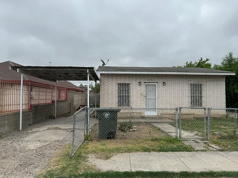 1805 San Agustin Ave #A — Photo 1