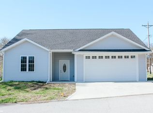 310 S St, Hamburg, IA 51640
