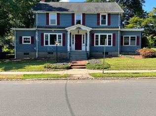 32 Roxbury Rd, New Britain, CT 06053