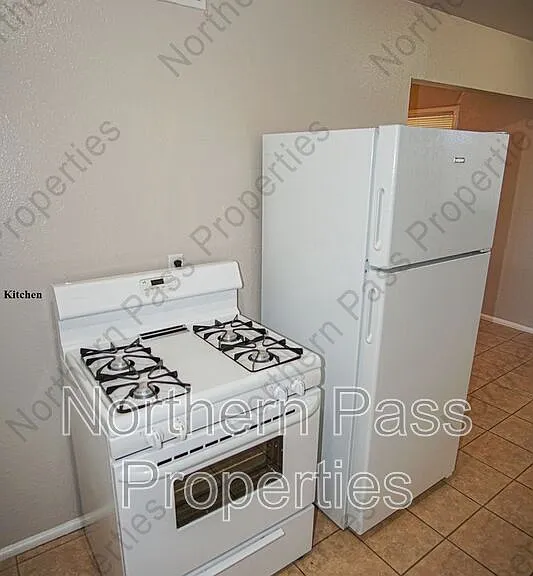 1317 Saint Johns Dr #6 — Photo 8