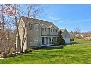 14 Little Tree Rd, Medway, MA 02053