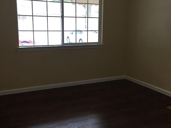 2nd image of 1618 Cross Way