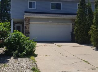 1621 Echo Dr, Sun Prairie, WI 53590