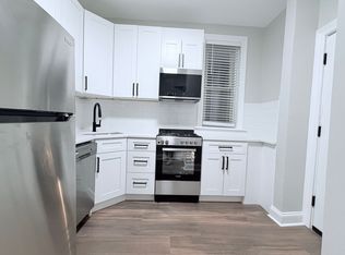 2411 W. McLean Ave, Chicago, IL 60647