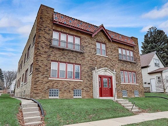 3rd image of 3927 E Layton Ave