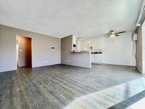 4th image of 685 E Vista Chino #G