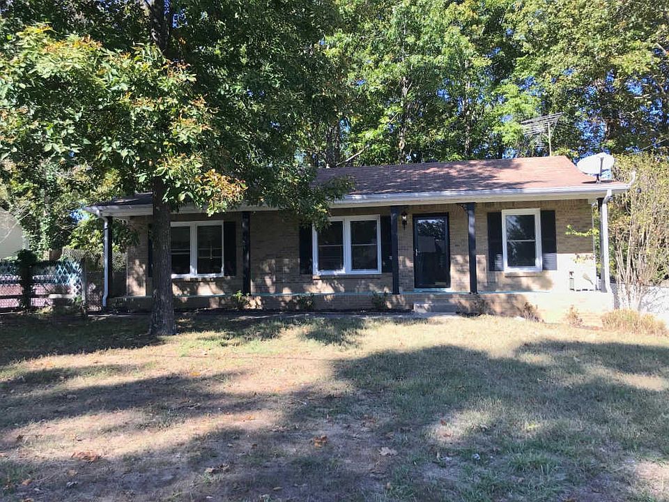 1st image of 211 Bob White Dr