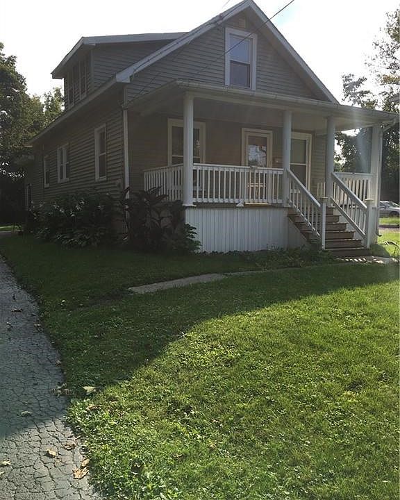1st image of 132 Milburn Dr