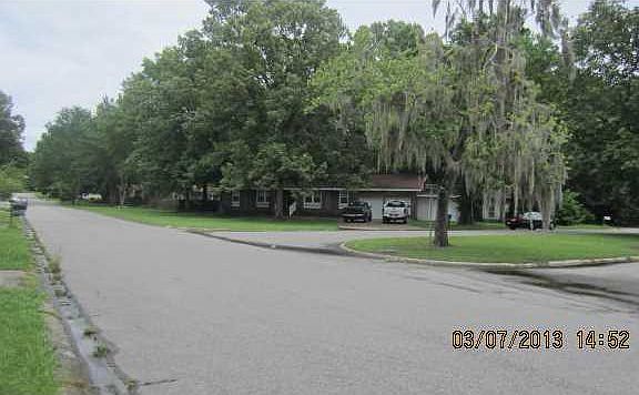 5th image of 113 Tiffany Ln