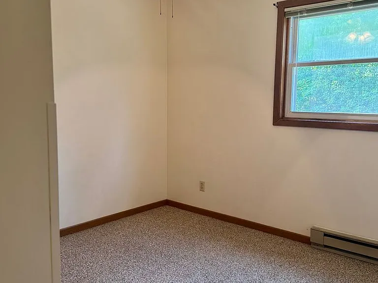 927 Briar Ln — Photo 42
