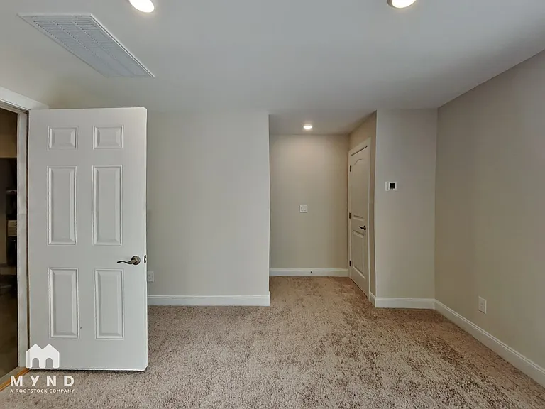 6933 Woodland Stream Pl — Photo 12