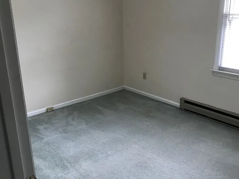 138 Adams Ln — Photo 23