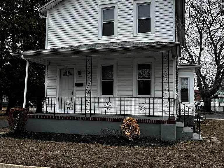 131 N 2nd St — Photo 1