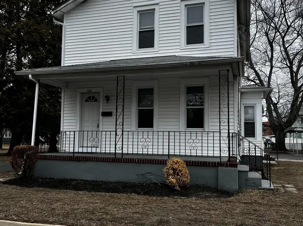 131 N 2nd St, Hammonton, NJ 08037