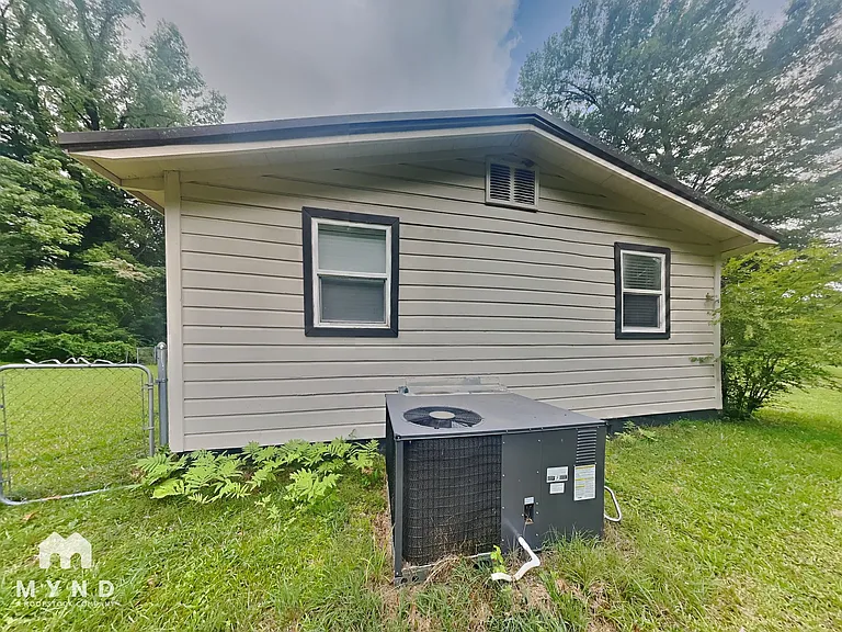997 Kerr Rd — Photo 22