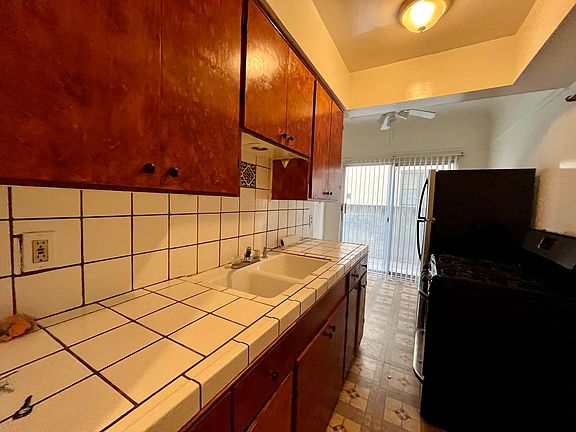 4th image of 153 S Crescent Dr #3A8785531