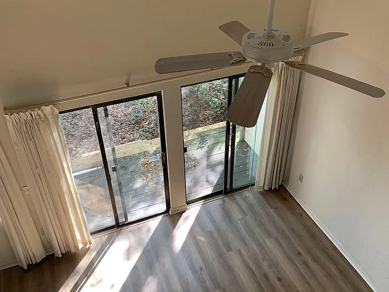313 SW 54th Dr #TOWNHOUSE — Photo 8